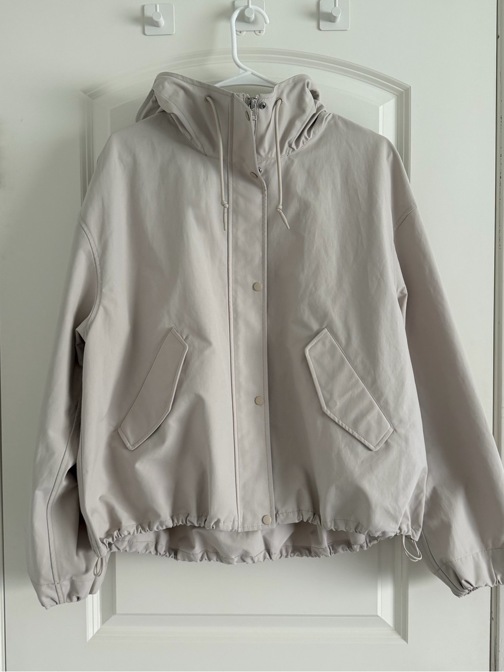 Uniqlo Light Gray Hooded Trench Jacket
